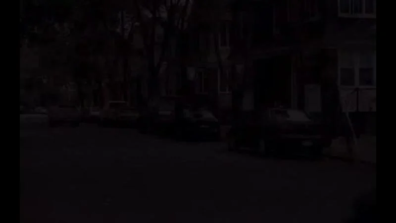 Кадры из сериала Король Квинса (1998)
